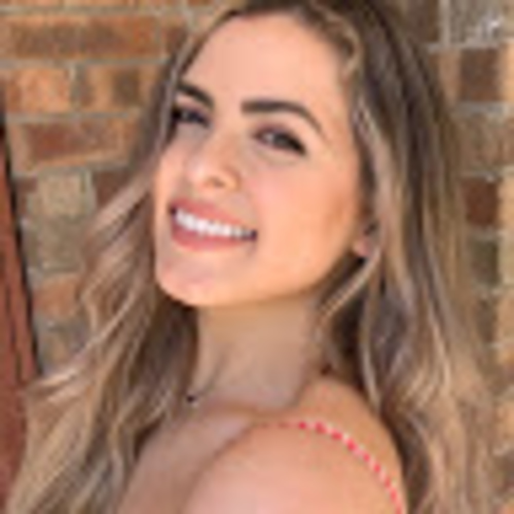 Meet your Posher, Stephanie